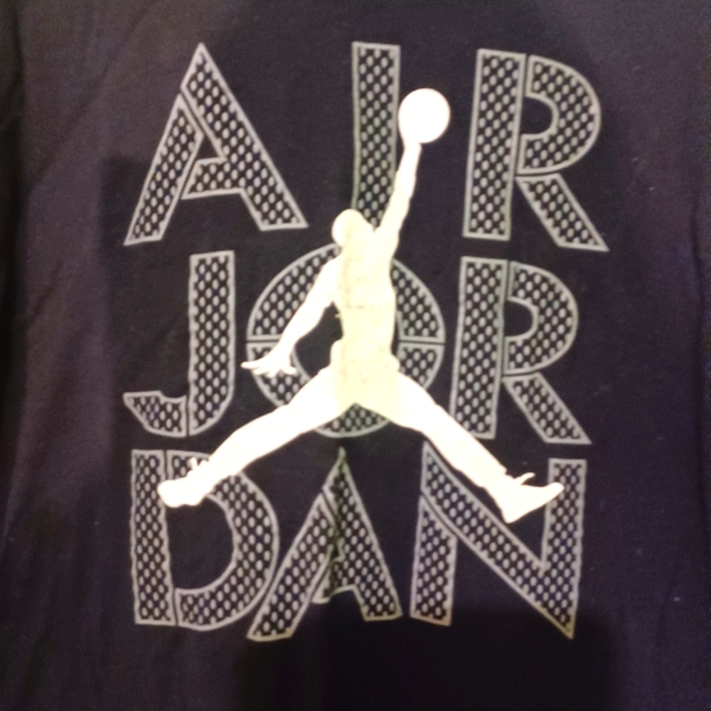 Michael Jordan black T-shirt